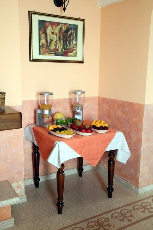 B&B Borgosolare Спеккья Экстерьер фото